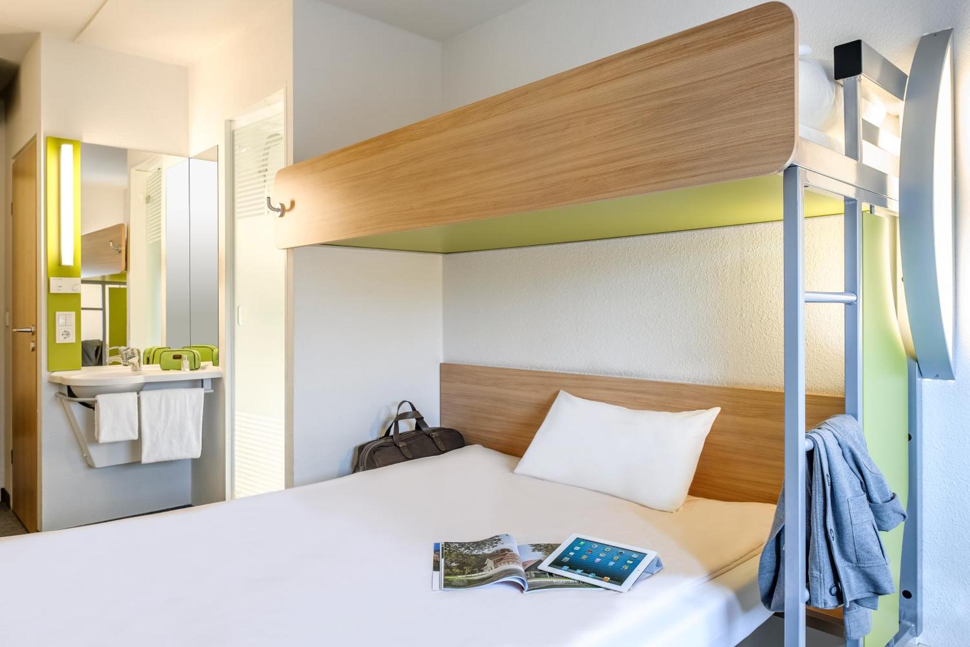 Ibis Budget Karlsruhe Exterior foto